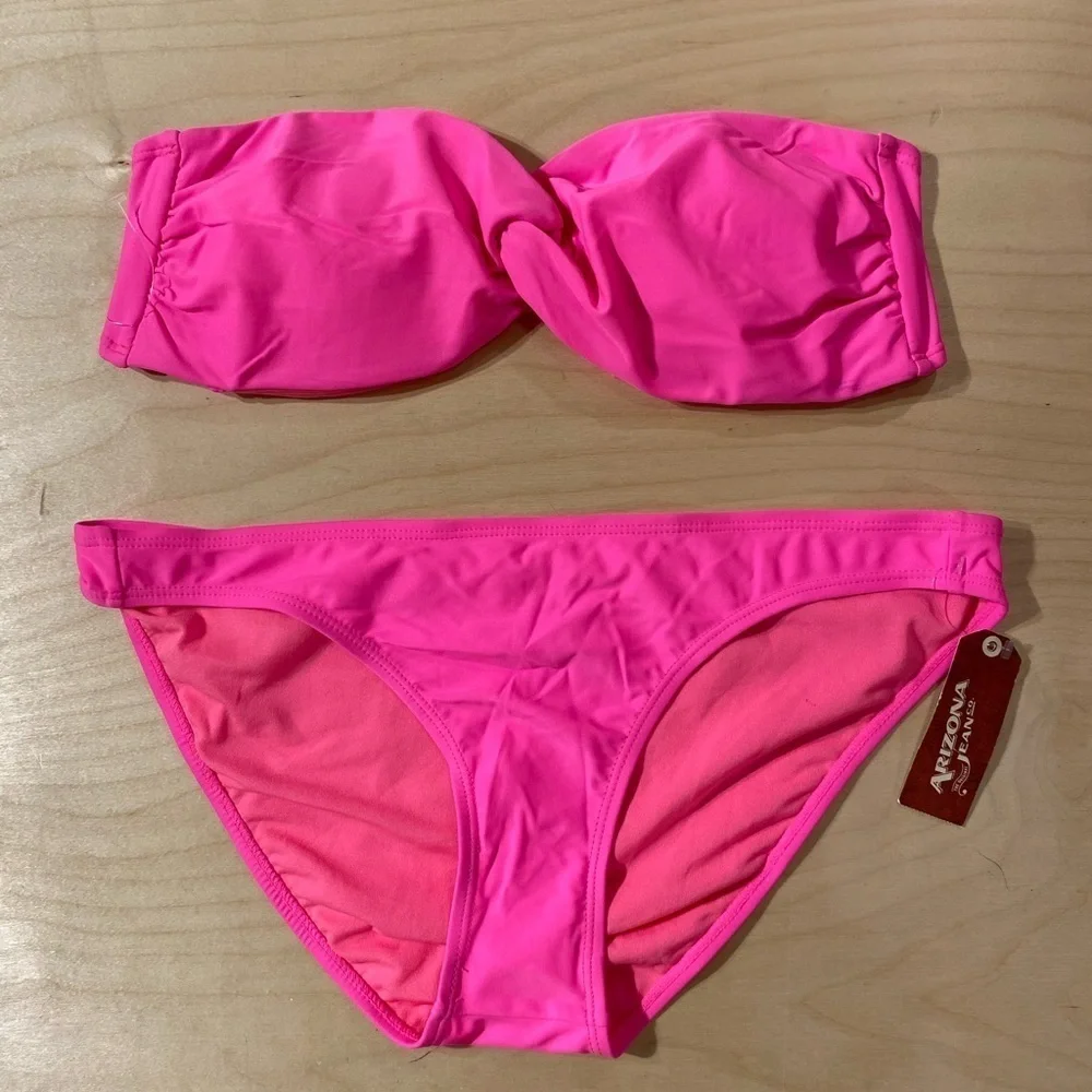 Arizona Jean Two Piece Swimsuit Top XL Bottom Medium (BX)